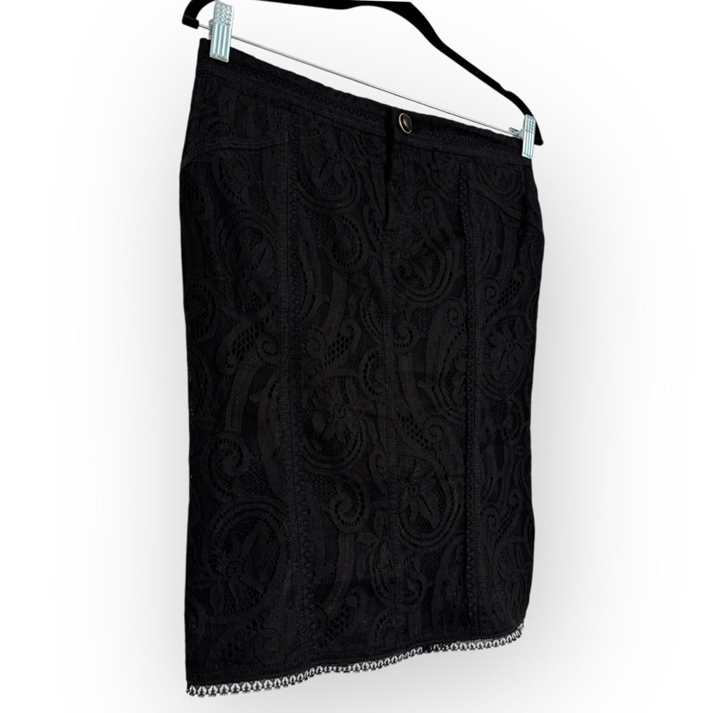 DOLCE & GABBANA Black Floral Lace Pencil Cut Skirt, Sz 28/42 - Picture 3 of 12